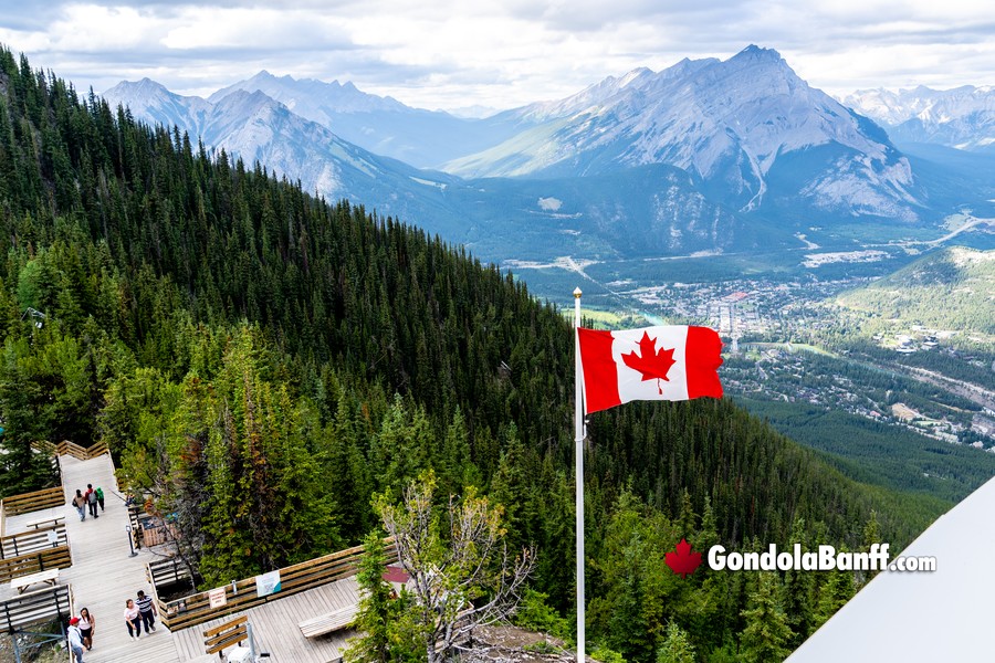 Stunning Mountain view photos atop the Banff Gondola
